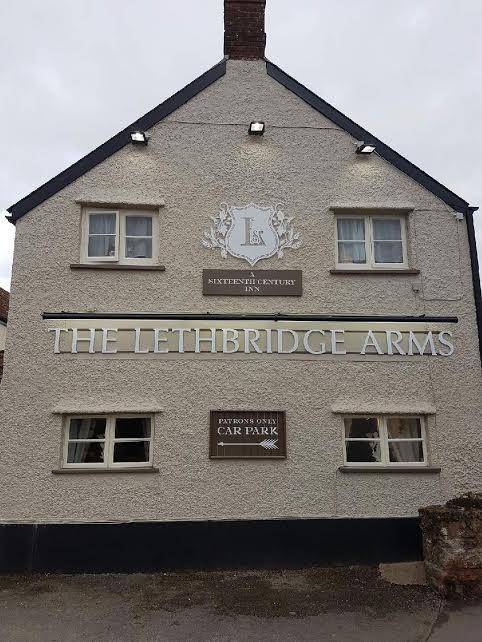 トーントン The Lethbridge Arms Bed & Breakfast エクステリア 写真
