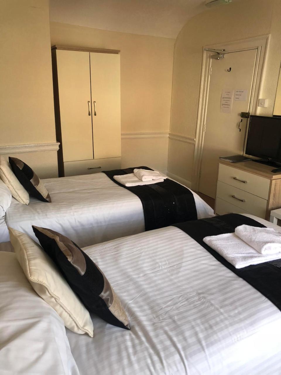 トーントン The Lethbridge Arms Bed & Breakfast エクステリア 写真